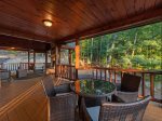 Soaring Hawk Lodge: Entry Level Deck Outdoor Seating Area